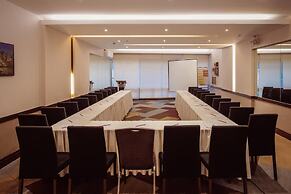 Ramada by Wyndham Manila Central
