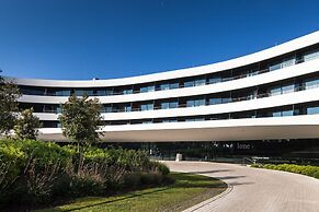 Lone Hotel by Maistra Collection