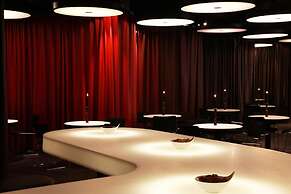 Lone Hotel by Maistra Collection