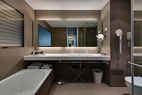 Lone Hotel by Maistra Collection