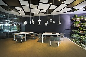Lone Hotel by Maistra Collection