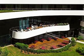 Lone Hotel by Maistra Collection