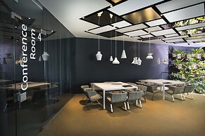 Lone Hotel by Maistra Collection