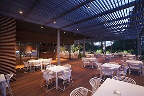 Lone Hotel by Maistra Collection