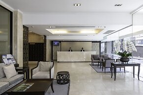 Cape House Langsuan Hotel