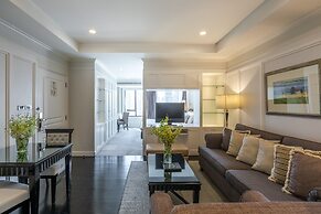 Cape House Langsuan Hotel