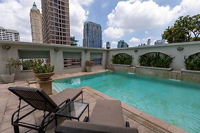 Cape House Langsuan Hotel