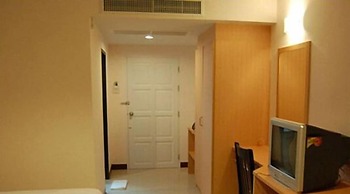 Baan Manthana Hotel