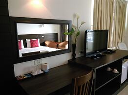 Baan Manthana Hotel