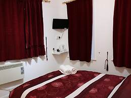 Anand Lodge