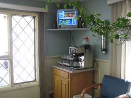 Guest House Motel