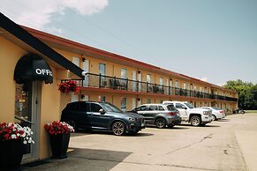 Saxony Motel