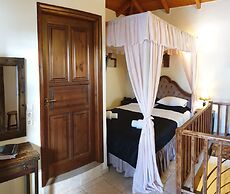 Odos Oneiron Boutique Hotel