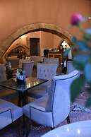 Odos Oneiron Boutique Hotel