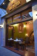 Odos Oneiron Boutique Hotel