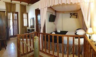 Odos Oneiron Boutique Hotel