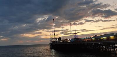 South Beach Kings Promenade Hotel