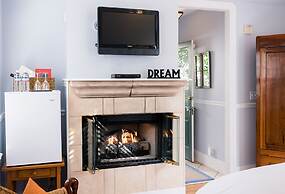 1801 First Luxury Inn