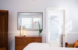 1801 First Luxury Inn