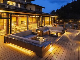 Hotel Okada
