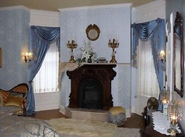 Alexander Mansion Bed and Breakfast
