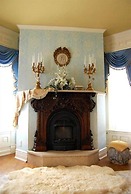 Alexander Mansion Bed and Breakfast