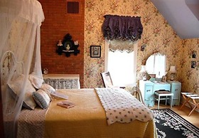 Alexander Mansion Bed and Breakfast