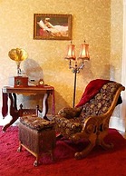 Alexander Mansion Bed and Breakfast
