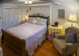 Alexander Mansion Bed and Breakfast