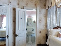 Alexander Mansion Bed and Breakfast