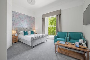 Latimer House