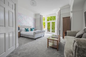 Latimer House