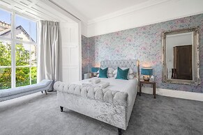 Latimer House
