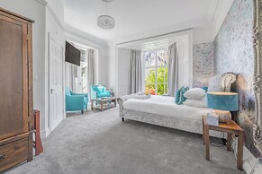 Latimer House