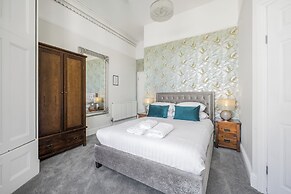 Latimer House