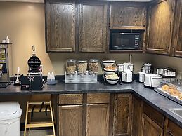 The Woodridge Inn