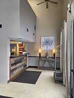 The Woodridge Inn