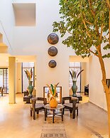 Al Maaden VillaHotel & Spa