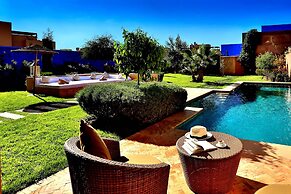 Al Maaden VillaHotel & Spa