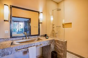 Al Maaden VillaHotel & Spa