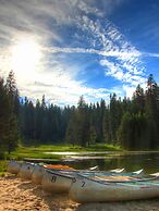 Montecito Sequoia Lodge