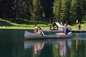 Montecito Sequoia Lodge