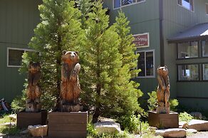 Montecito Sequoia Lodge