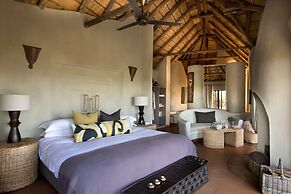 Madikwe Safari Lodge