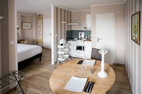 Le Cotentin Appart'hôtels & Restaurant 'le Cot'