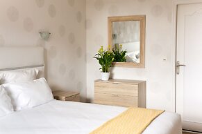 Le Cotentin Appart'hôtels & Restaurant 'le Cot'