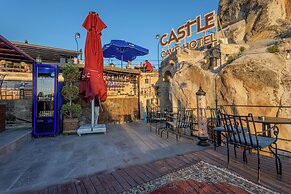 Castle Cave Hotel