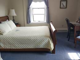 Homeport Historic Bed & Breakfast/Inn c 1858