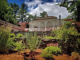 The Inn At Crumpin Fox
