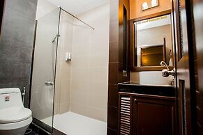 King Grand Boutique Hotel